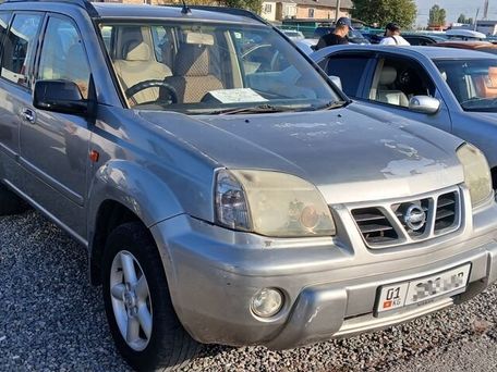 Nissan X-Trail, 2002 — 照片 1