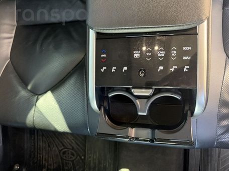 Toyota Camry, 2018 — 照片 7