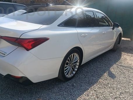Toyota Avalon, 2021 — photo 2