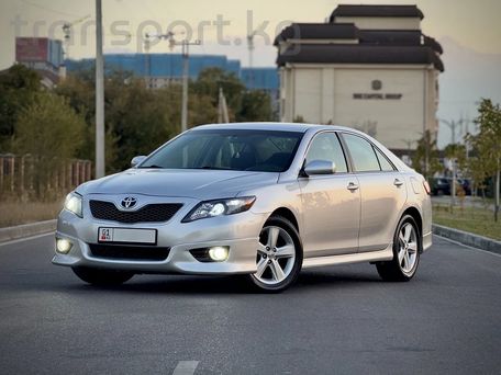 Toyota Camry, 2010 — фото 1