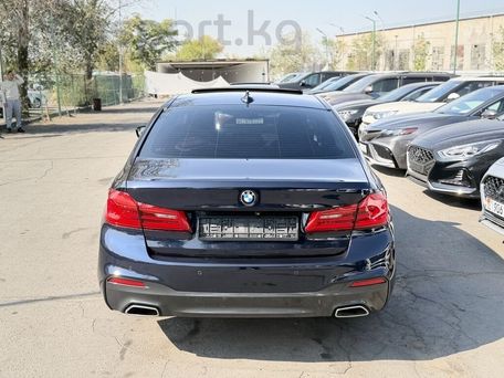 BMW 5 серии, 2019 — 照片 1
