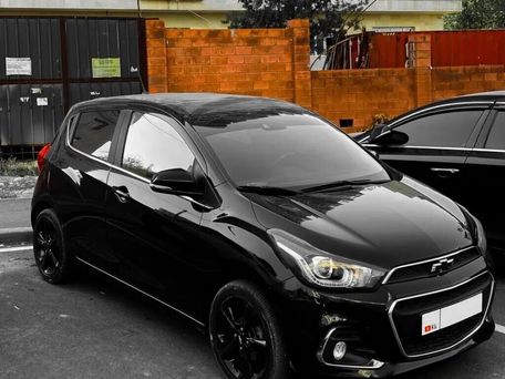 Chevrolet Spark, 2017 — 照片 1