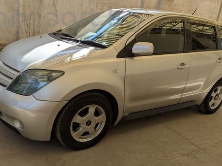Toyota Ist, 2003 — сүрөт 1