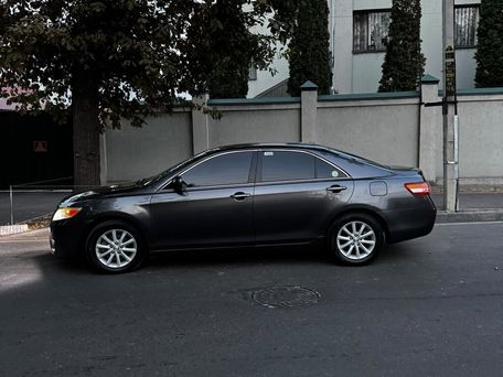 Toyota Camry, 2010 — сүрөт 2