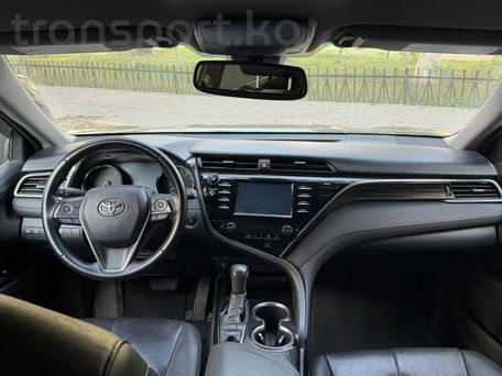 Toyota Camry, 2018 — фото 1