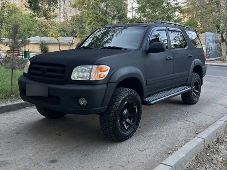 Toyota Sequoia, 2022 — фото 2