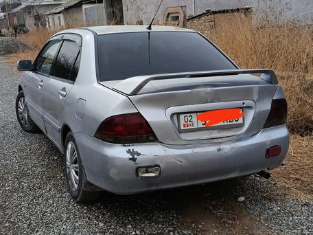 Mitsubishi Lancer, 2005 — 照片 3