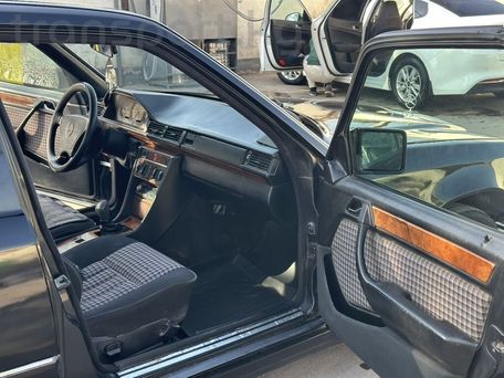 Mercedes-Benz W124, 1993 — 照片 12