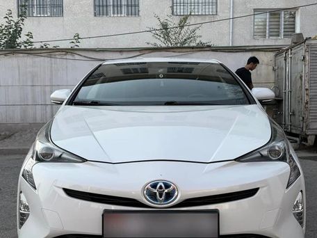Toyota Prius, 2017 — photo 2