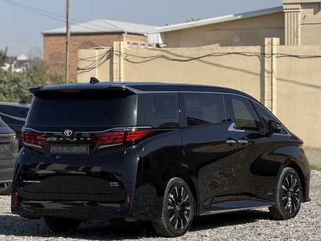 Toyota Alphard, 2025 — фото 3