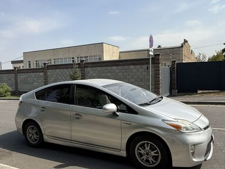 Toyota Prius, 2014 — фото 2