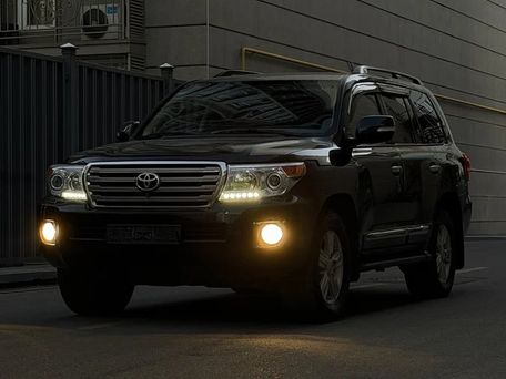 Toyota Land Cruiser, 2012 — фото 1