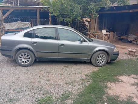 Volkswagen Passat, 2002