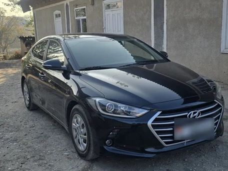 Hyundai Avante, 2018 — 照片 2