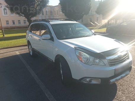 Subaru Outback, 2010 — фото 2
