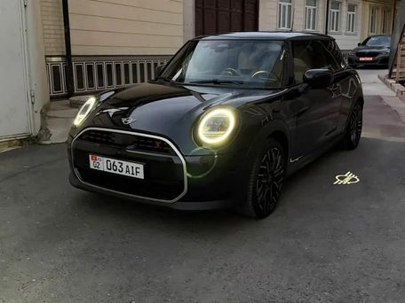 Mini Hatch, 2024 — фото 6