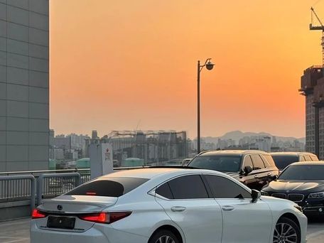 Lexus ES, 2020 — сүрөт 4