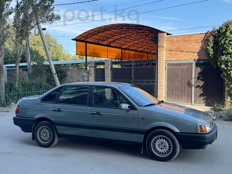 Volkswagen Passat, 1989 — photo 3