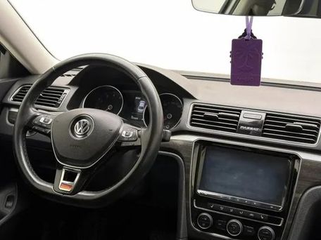 Volkswagen Passat, 2018 — 照片 8