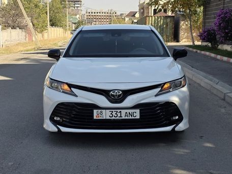 Toyota Camry, 2017 — photo 1