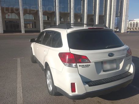 Subaru Outback, 2010 — фото 4