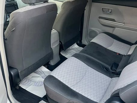 Toyota Prius v (+), 2016 — фото 7