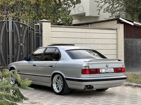 BMW 5 Series, 1990 — сүрөт 6
