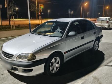 Toyota Avensis, 2000 — сүрөт 7