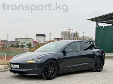 Tesla Model 3, 2025 — 照片 1