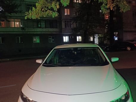 Chevrolet Malibu, 2017 — 照片 4