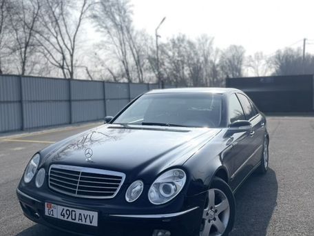 Mercedes-Benz E-Класс, 2003 — 照片 1