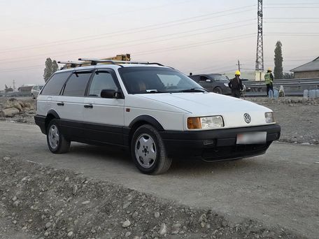 Volkswagen Passat, 1992 — фото 2
