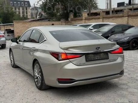 Lexus ES, 2019 — 照片 1