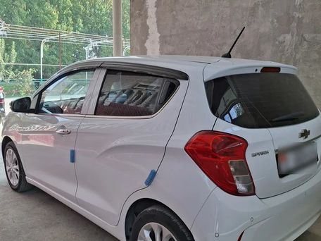 Chevrolet Spark, 2022 — photo 3