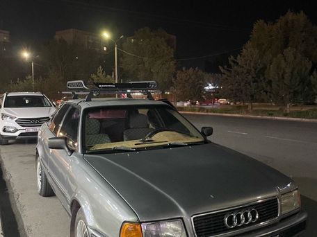 Audi 80, 1992 — 照片 7