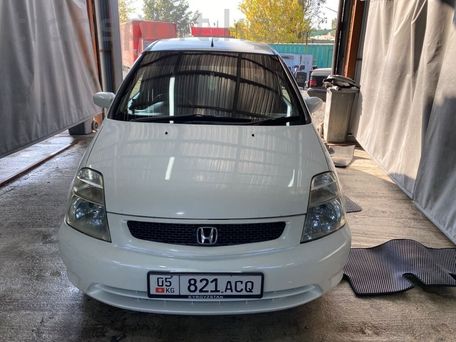 Honda Stream, 2002 — photo 7