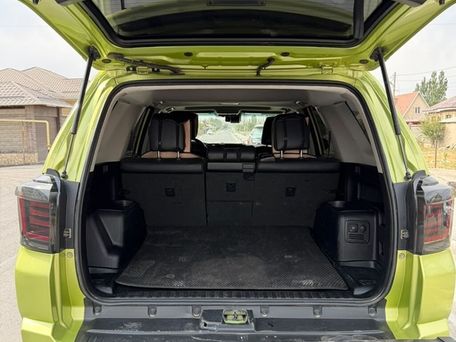 Toyota 4Runner, 2023 — 照片 12