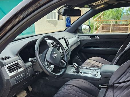 SsangYong Rexton, 2021 — photo 9