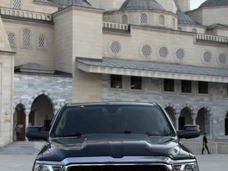 Ram 1500, 2020 — photo 1