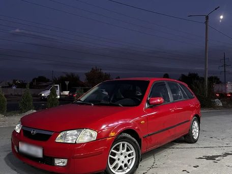 Mazda 323, 1999