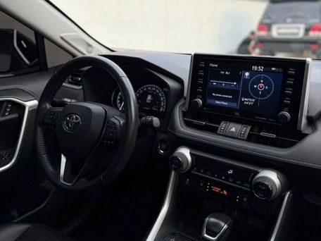 Toyota RAV4, 2020 — сүрөт 6