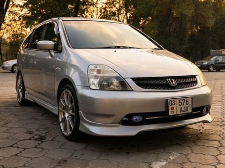 Honda Stream, 2003 — photo 1