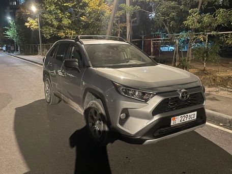 Toyota RAV4, 2019 — фото 4