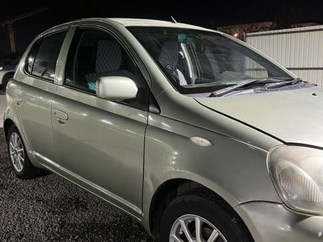 Toyota Vitz, 2001 — сүрөт 4