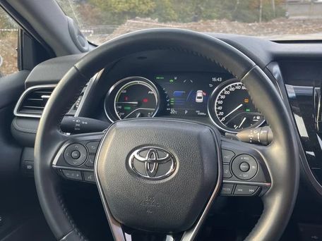Toyota Camry, 2023 — photo 7