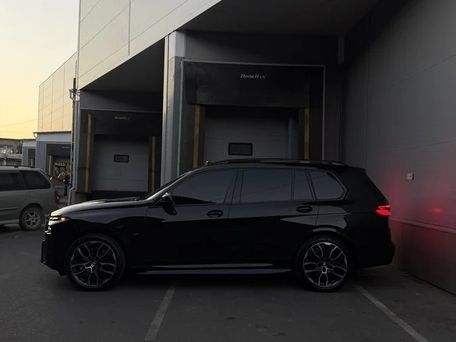 BMW X7, 2023 — photo 7