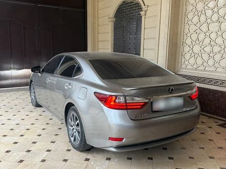 Lexus ES, 2017 — 照片 7
