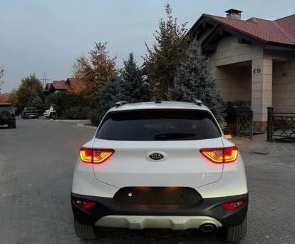 Kia Stonic, 2019 — photo 5
