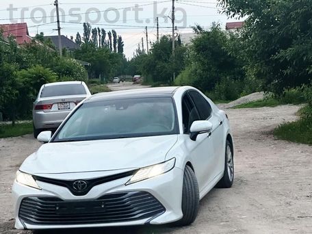 Toyota Camry, 2018 — фото 1