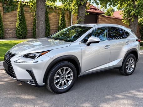 Lexus NX, 2018